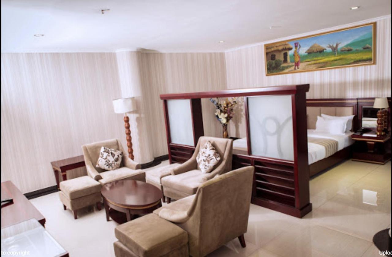 Peacock Hotel Dar es Salaam Luaran gambar