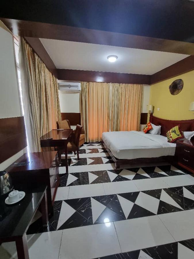 Peacock Hotel Dar es Salaam Luaran gambar
