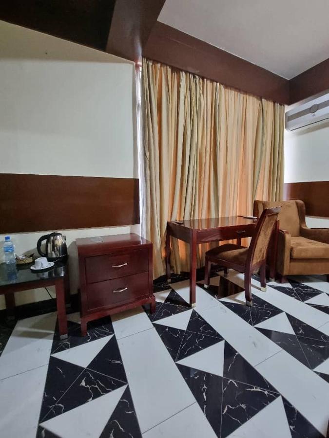 Peacock Hotel Dar es Salaam Luaran gambar