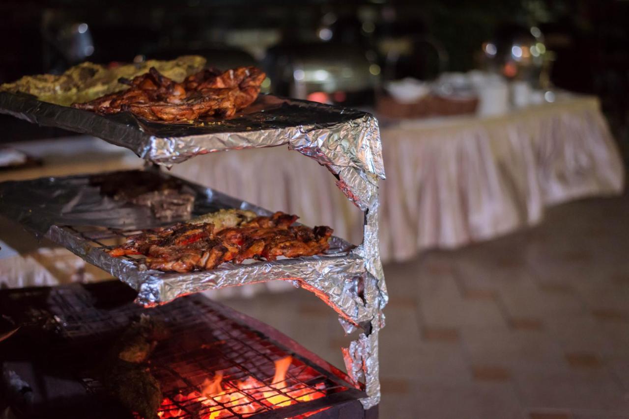 Peacock Hotel Dar es Salaam Luaran gambar