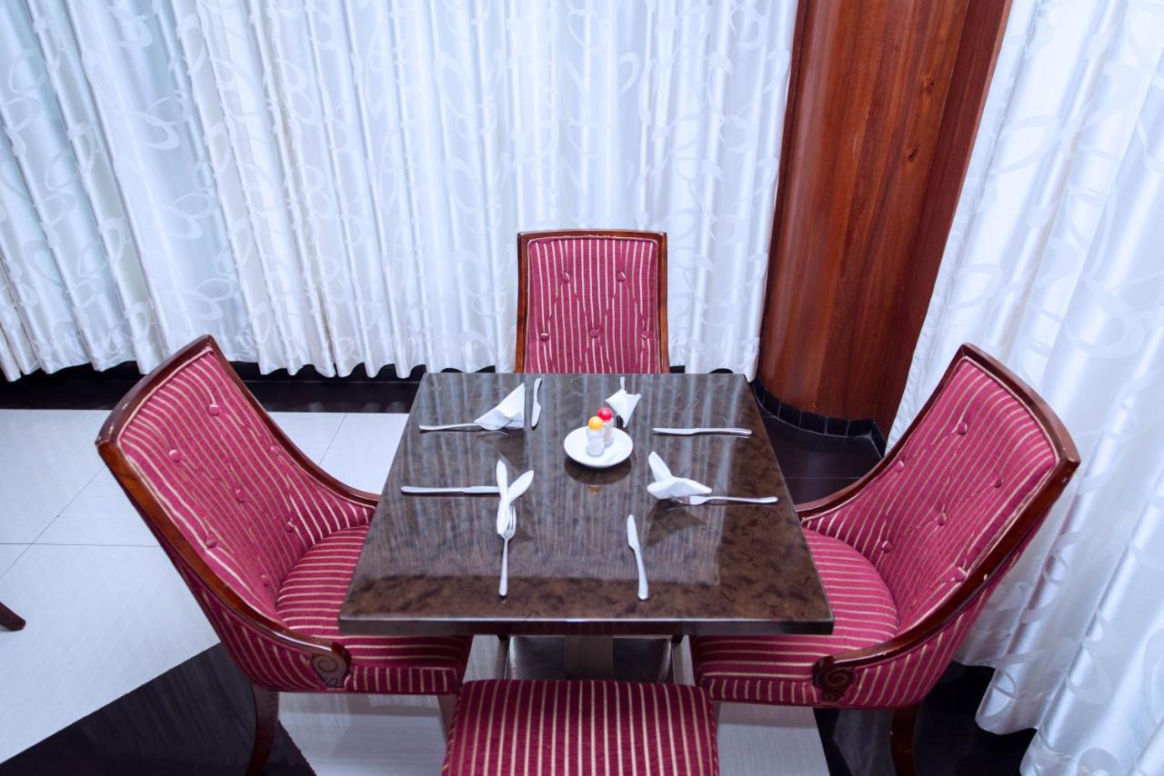 Peacock Hotel Dar es Salaam Luaran gambar