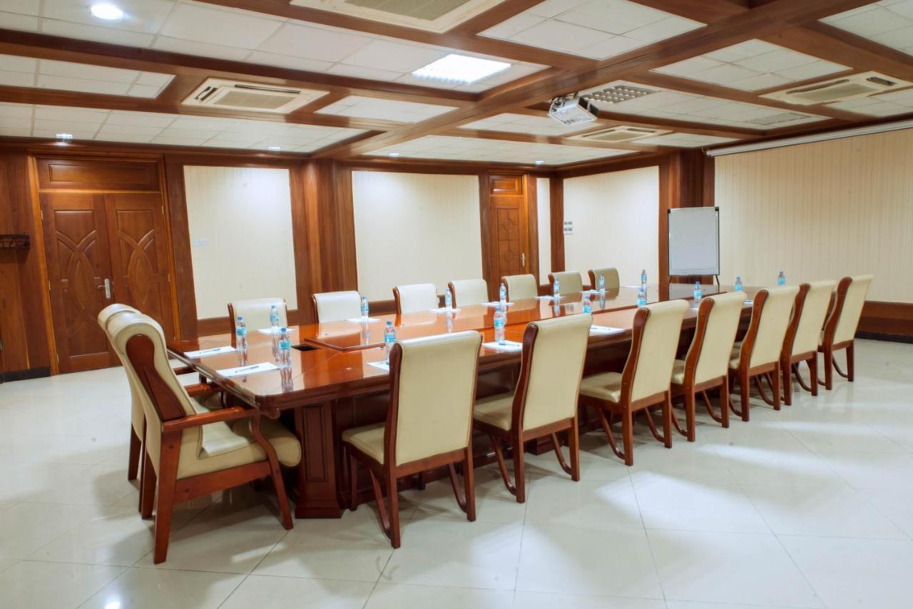 Peacock Hotel Dar es Salaam Luaran gambar