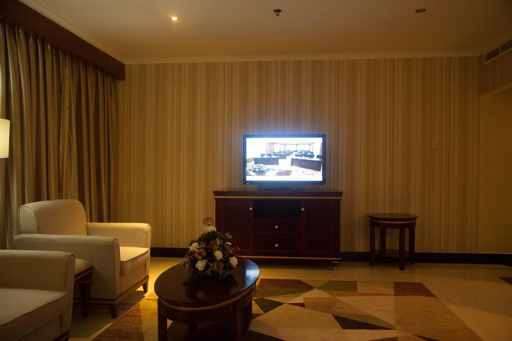 Peacock Hotel Dar es Salaam Luaran gambar