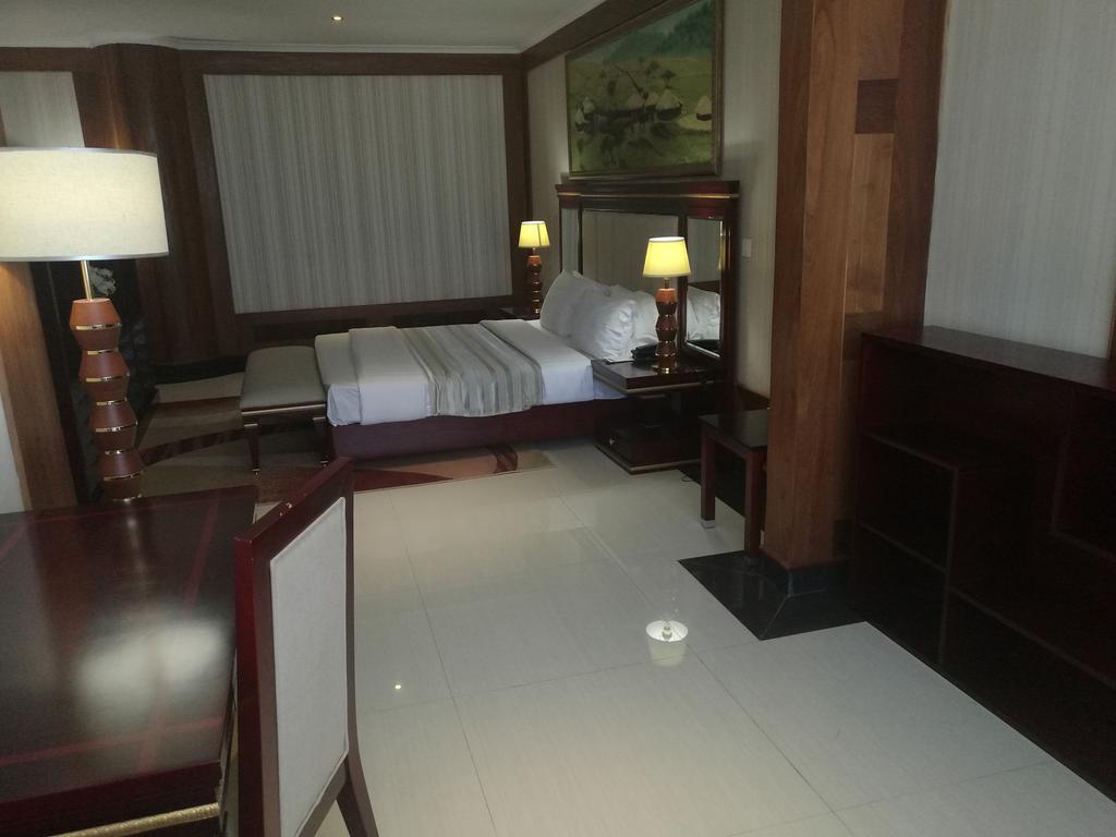 Peacock Hotel Dar es Salaam Luaran gambar